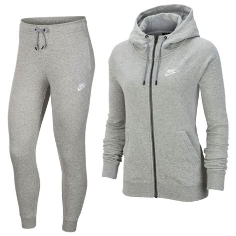 nike trainingspak grijs dames|Nike grey trainingspak.